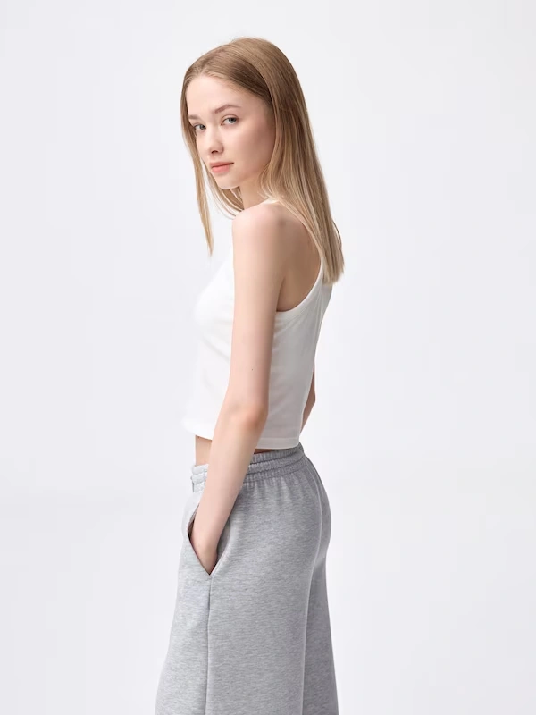 Bra-Feel Cropped Halter Neck Tank Top