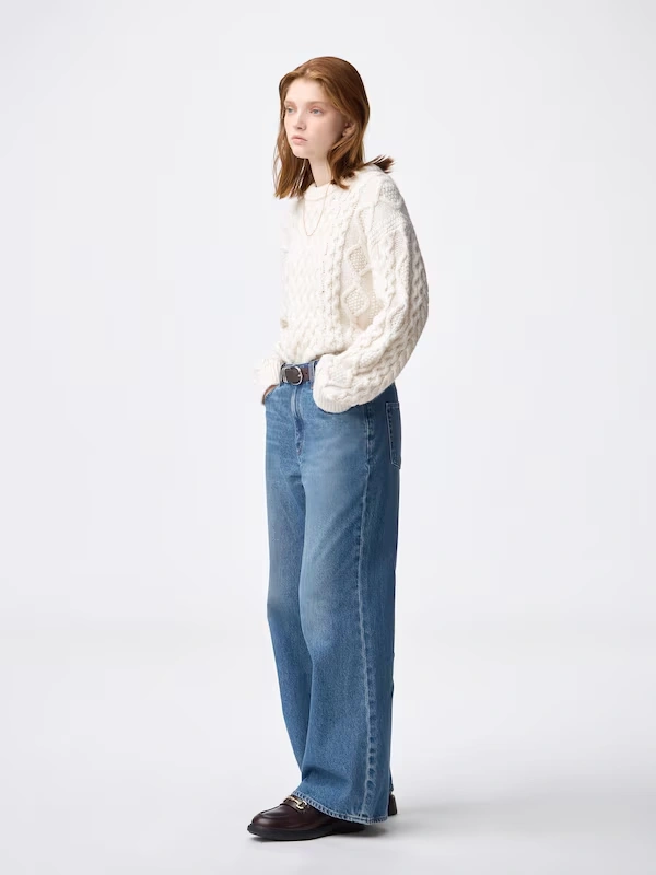 Relaxed Wide Flared Jeans