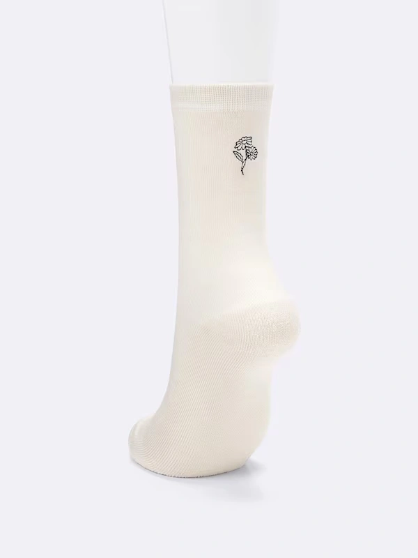 STYLE-HEAT Crew Socks | Back Motif 4 STYLE-HEAT Crew Socks | Back Motif