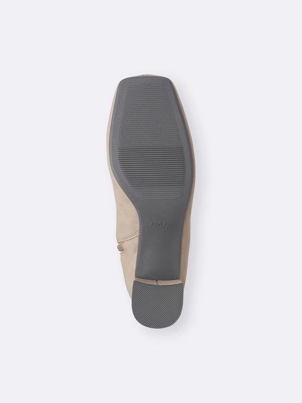 Ultra Stretch Heel Boots 5 Ultra Stretch Heel Boots