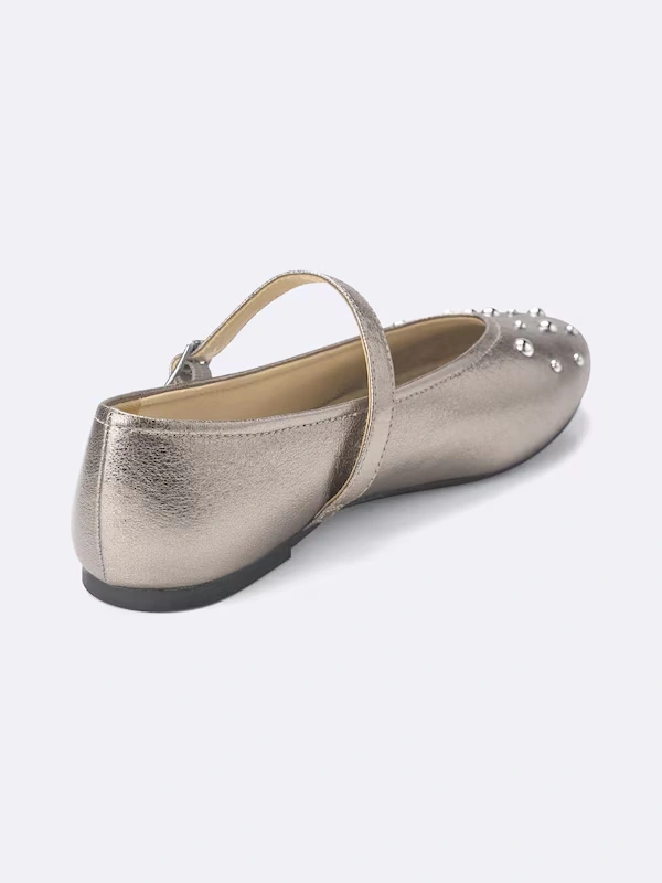 Studs Mary Jane Shoes 3 Studs Mary Jane Shoes